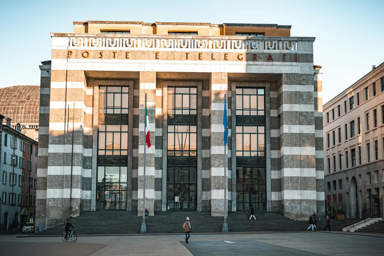 Partita IVA registration documents in Italy